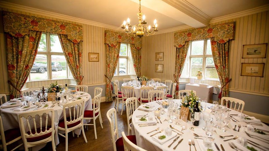 allington-manor wedding venue allington manor in grantham set out for a wedding