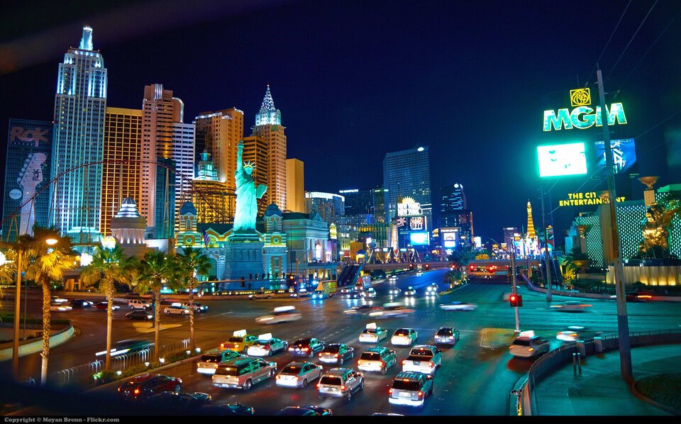 las-vegas2 las vegas street scene